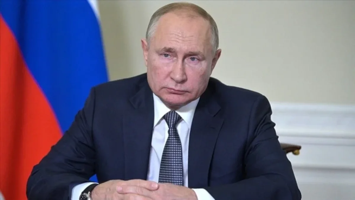 Putin, İran’ın Yeni Lideri Hamaney’i Tebrik Etti