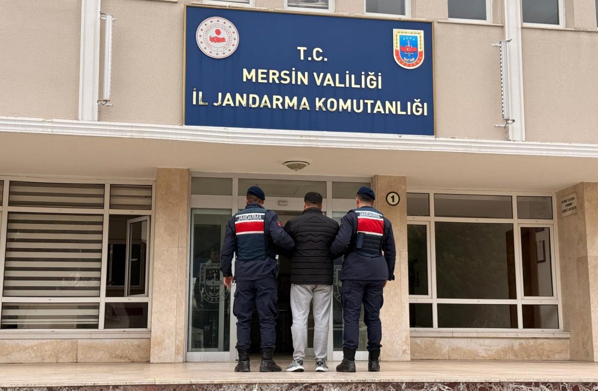 Plakasız Araçla Yakıt Alıp Kaçtı!