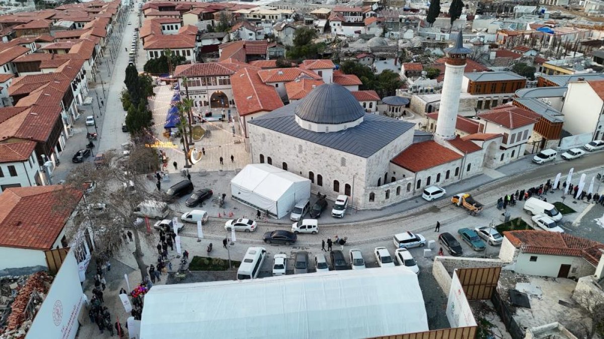 Habibi Neccar Camii’nde Ramazan Bereketi