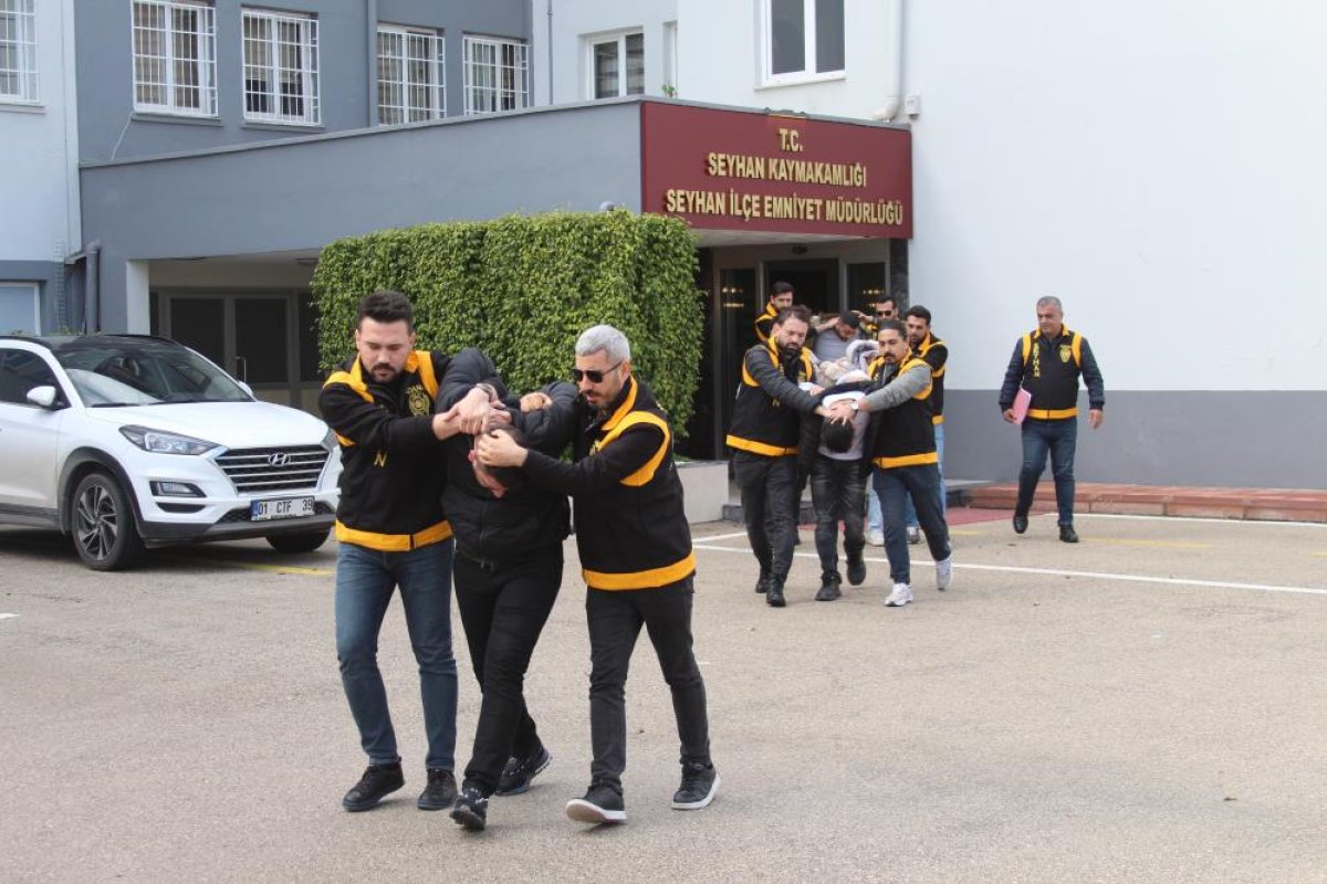 Adana’da Şantaj ve Tehdit Şebekesi Çökertildi