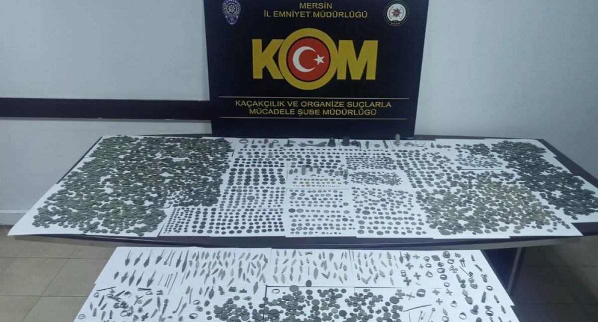 Mersin’de Binlerce Kaçak Tarihi Eser Ele Geçirildi