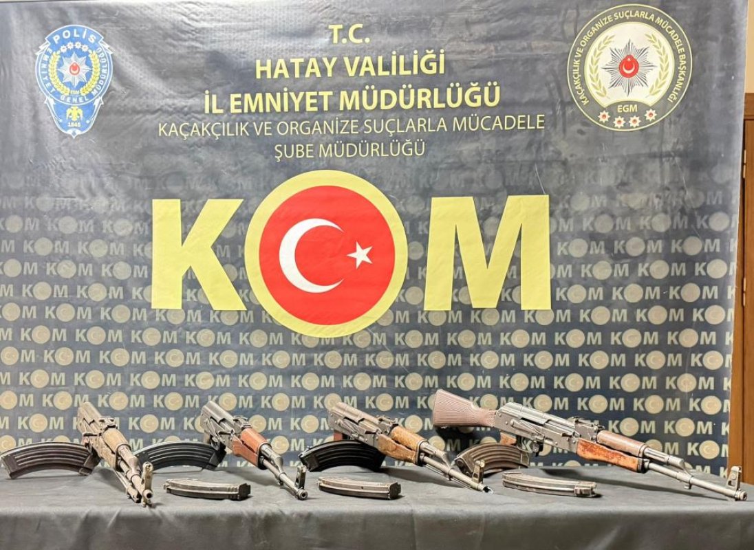 Hatay’da Kalaşnikof Kaçakçılığı: 4 Kişi Tutuklandı