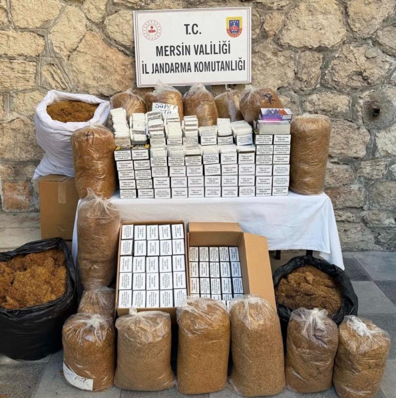 Mersin’de Kaçak Makaron Operasyonu