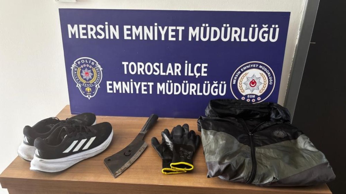 Banka Şubesinde Satırla Gasp Girişimi: Maskeli Şüpheli Kısa Sürede Yakalandı