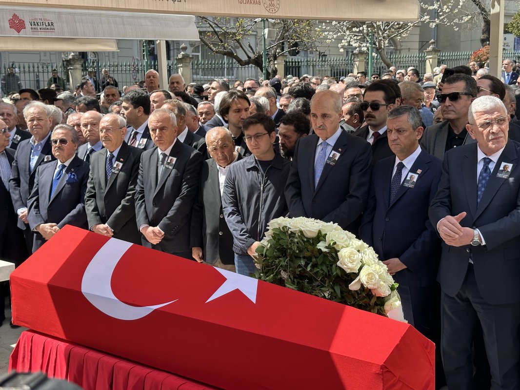 TBMM Eski Başkanı Hüsamettin Cindoruk Son Yolculuğuna Uğurlandı