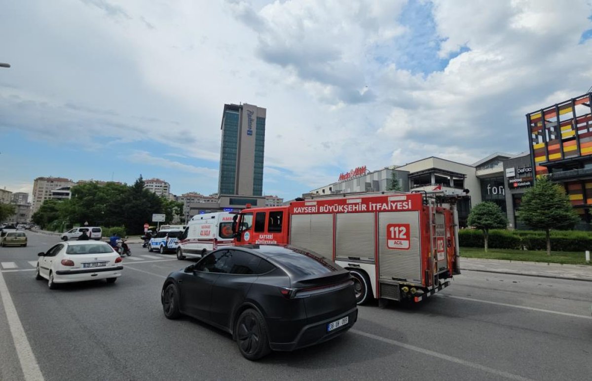 Forum Kayseri’yi Birbirine Katan Çocuk Gözaltına Alındı