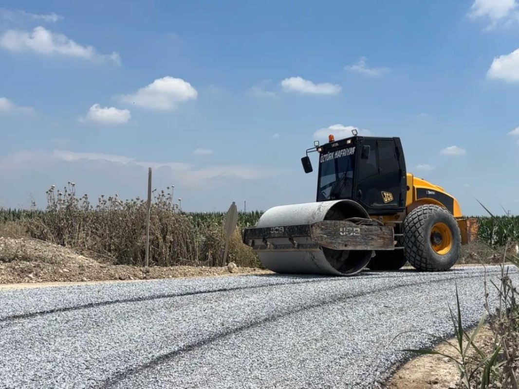 Tarsus'ta Denize Ulaşım Yolu Yenilendi