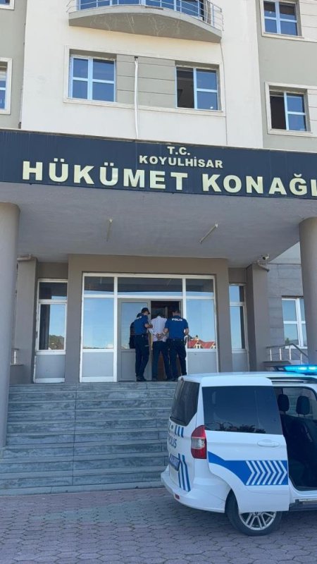 Aranan 3 Firari Hükümlü Koyulhisar İlçesinde Yakalandı