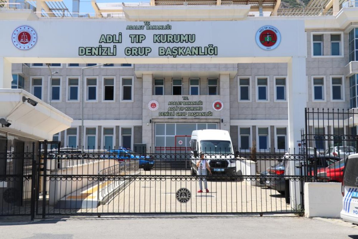 Uyuşturucu Operasyonunda Gözaltına Alınan Avukatlar Adli Tıbba Sevk Edildi