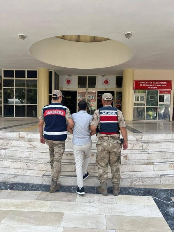 Şanlıurfa'da hırsızlık suçundan aranan hükümlü yakalandı