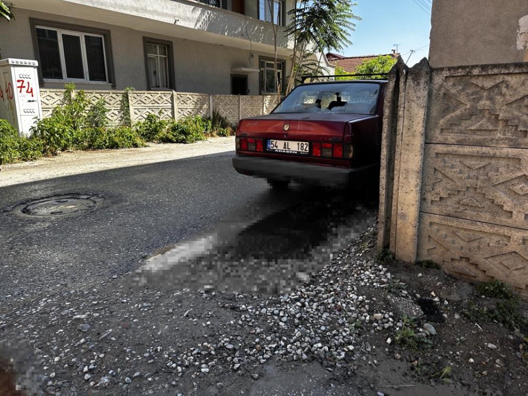 Sakarya'da husumetli şahıslar arasında silahlı çatışma: 1 ölü, 1 yaralı