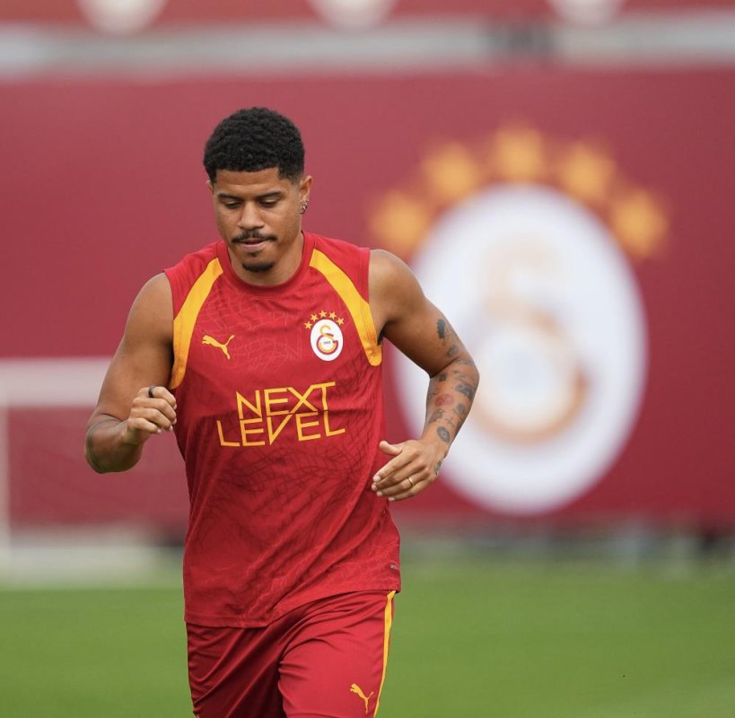  Galatasaray'da yeni sezon hazırlıkları devam etti