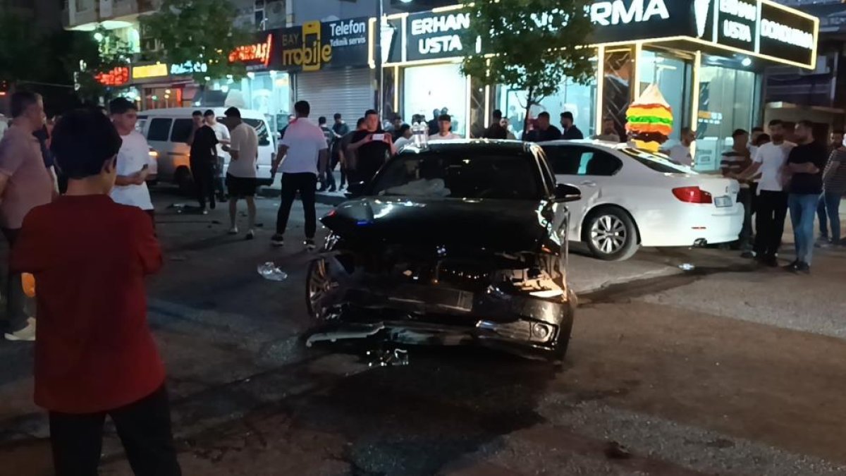 Batman'da iki otomobil çarpıştı: 1 yaralı