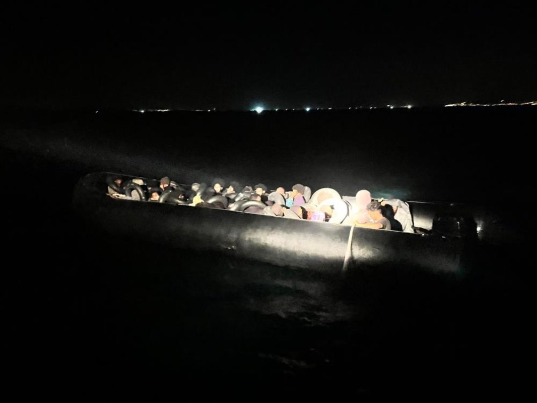 Aydın açıklarında 38 düzensiz göçmen yakalandı