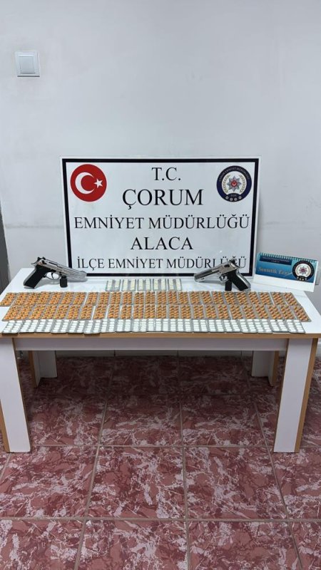 Çorum’da 756 adet sentetik ecza hapı ele geçirildi: 1 tutuklama