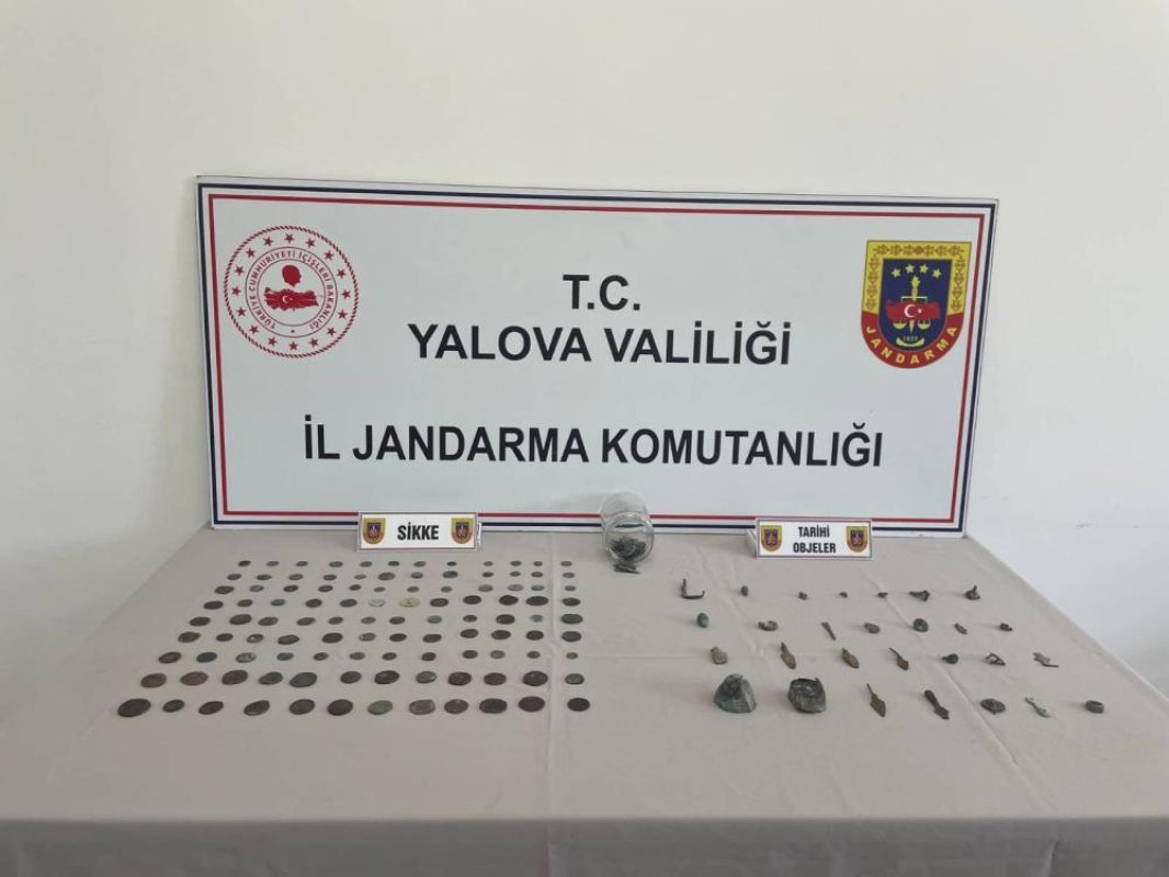 Yalova'da tarihi eser operasyonu: 256 parça ele geçirildi