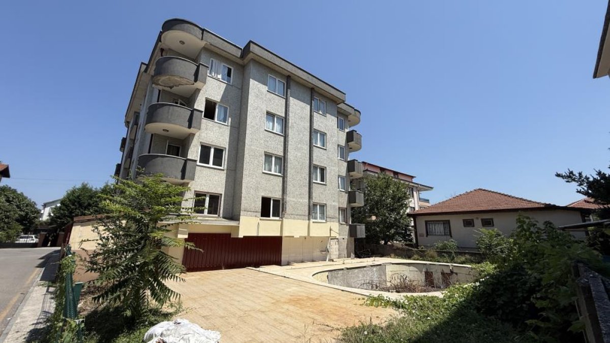  Belediye yıkmadı, fuhuş oteli oldu