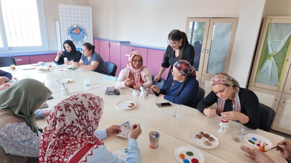 Akdeniz’de kadınlara yönelik 'Sevgi Sanatı' atölyesi