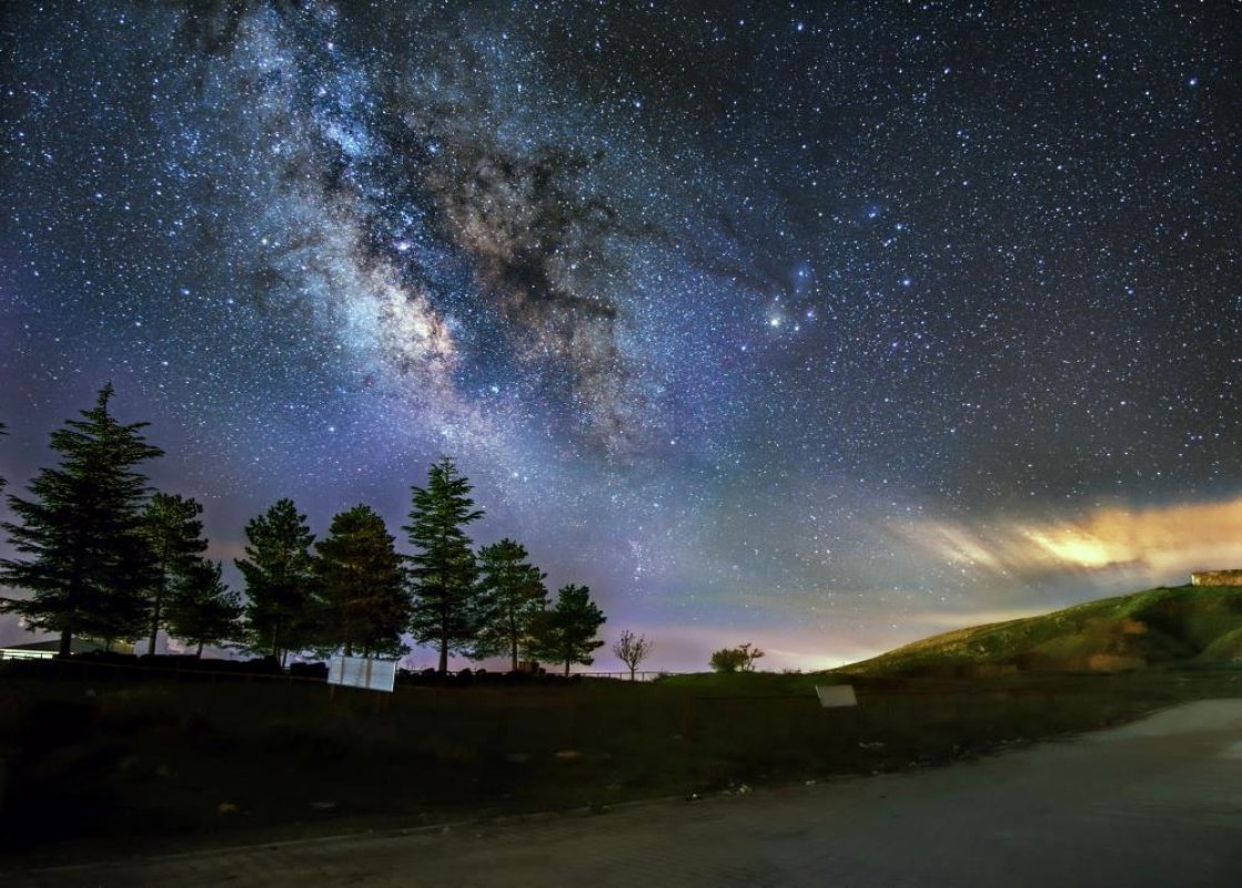 Bitlis’te Perseid meteor yağmuru gökyüzünü şenlendirdi