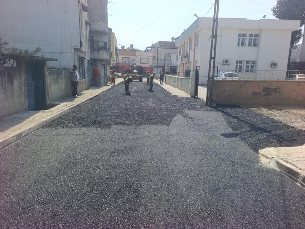 Akdeniz’de bozulan yollar için ekipler sahada