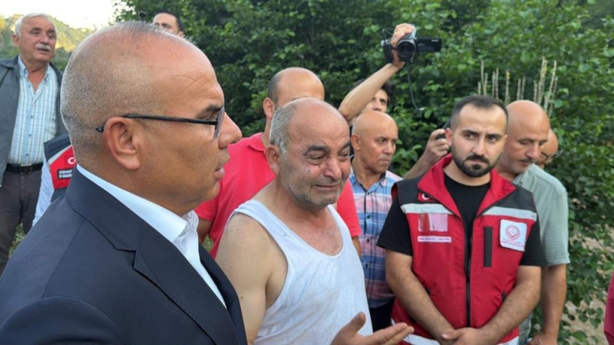  Giresun'da sel sularına kapılan diğer kız kardeşin de cansız bedenine ulaşıldı