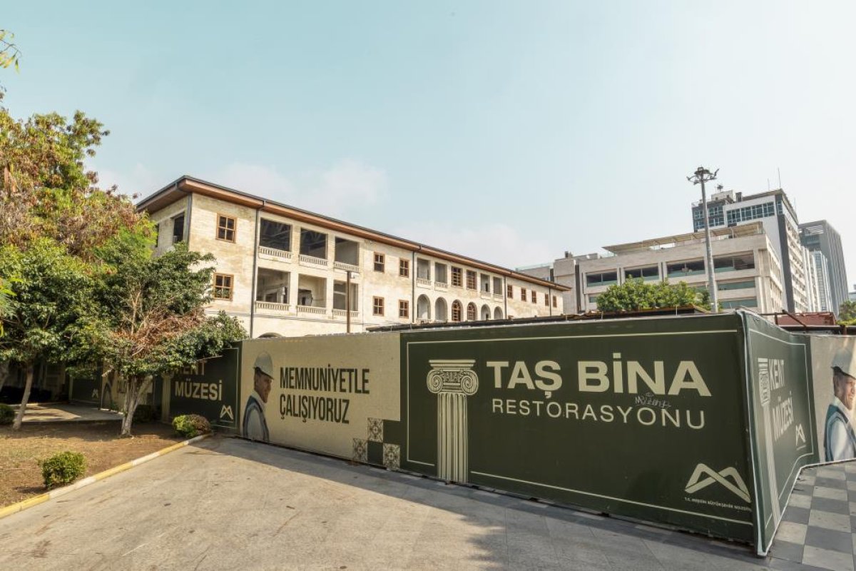 Mersin’in tarihi Taş Binası Kent Müzesine dönüşüyor