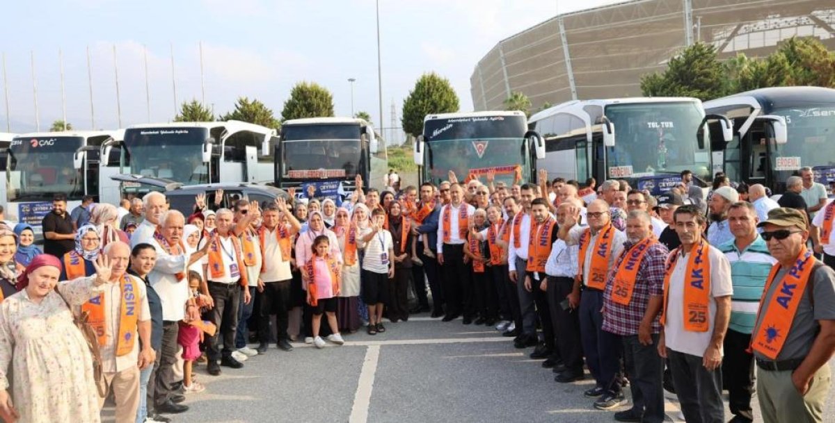 AK Parti Mersin Teşkilatı 25. yıl buluşması için Ankara yolunda