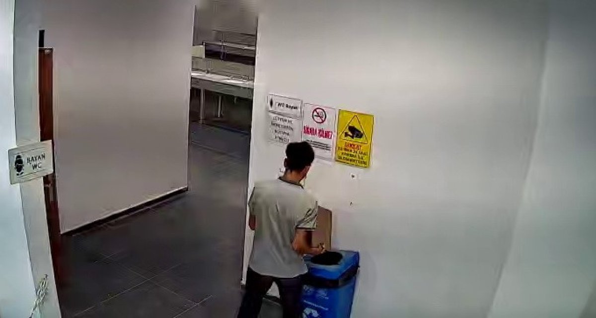 Kadınlar tuvaletindeki hırsızlık kameralara yansıdı