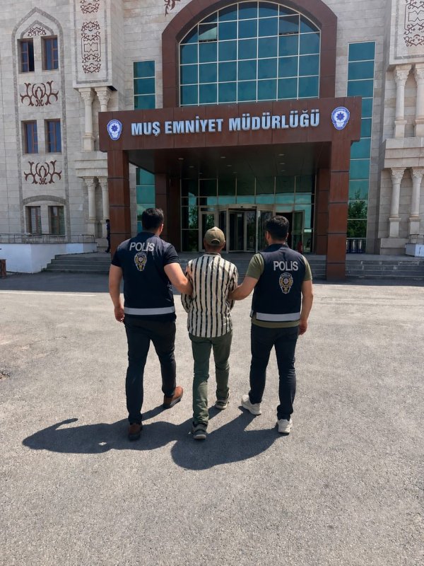 Muş'ta aranan şahıs yakalandı