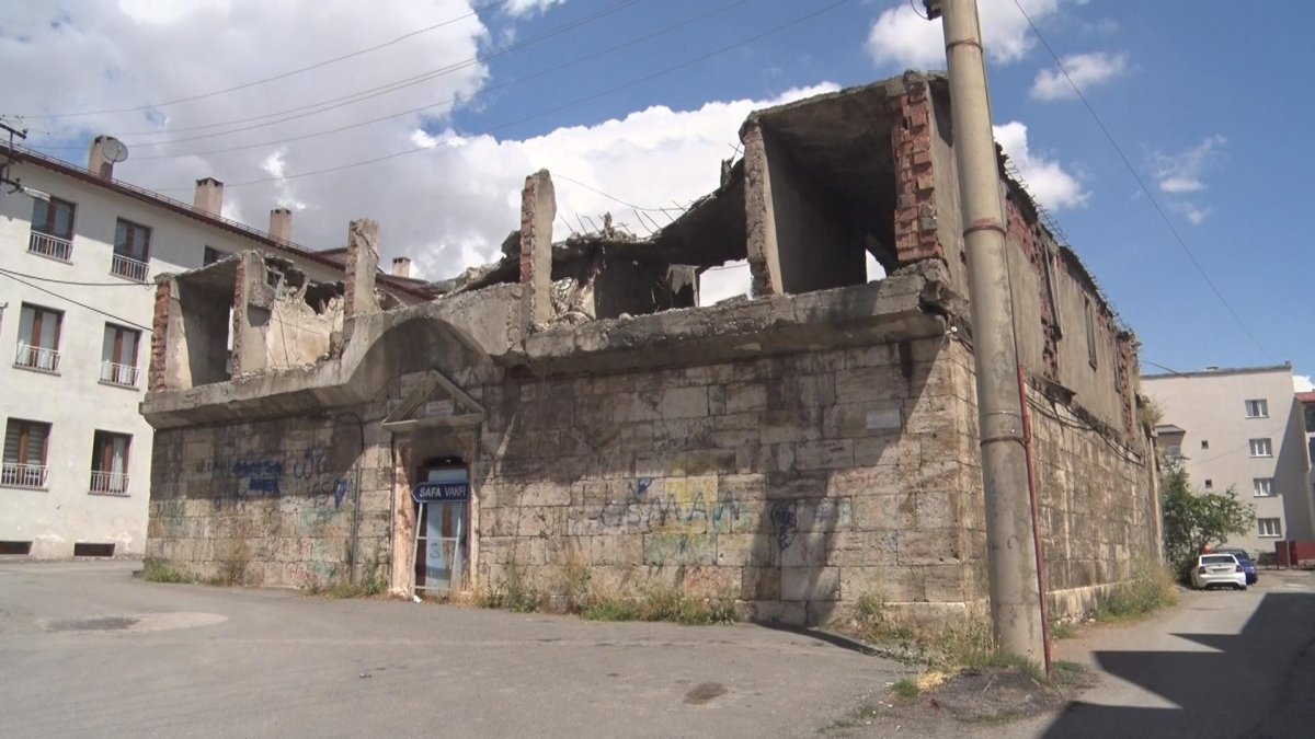 Asırlık tarihi hamam kültür turizmine kazandırılmayı bekliyor