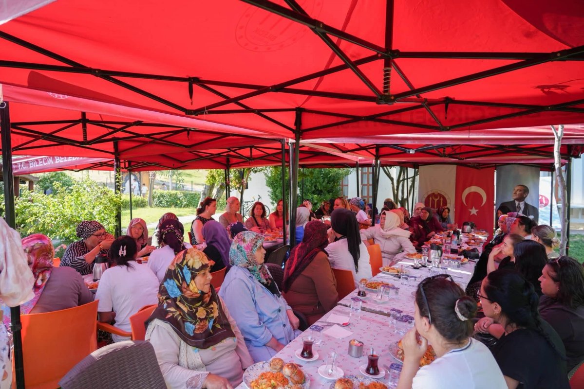 Bilecik'te Kadınlar Kahvesi'nde mahalle buluşması