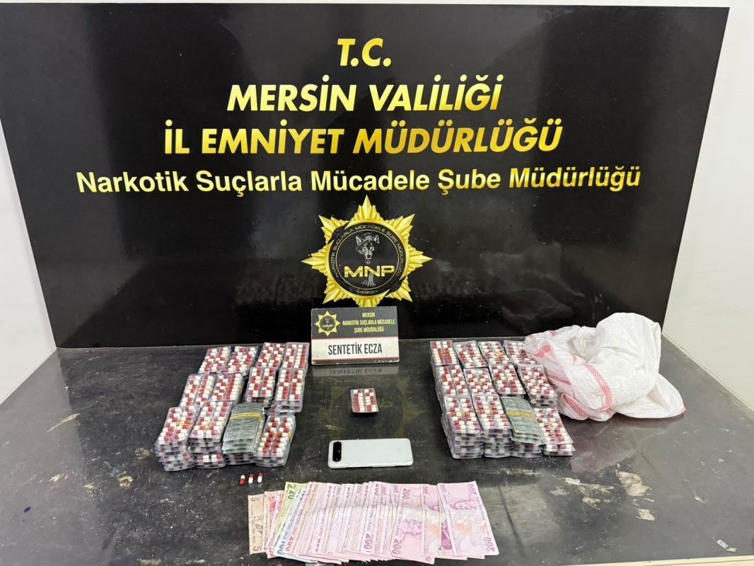 Mersin'de yakalanan 2 uyuşturucu taciri tutuklandı