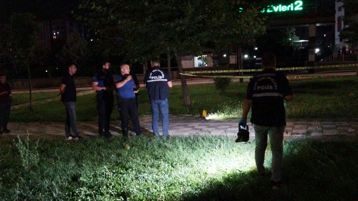 Malatya'da parkta silahlı kavga: 4 yaralı