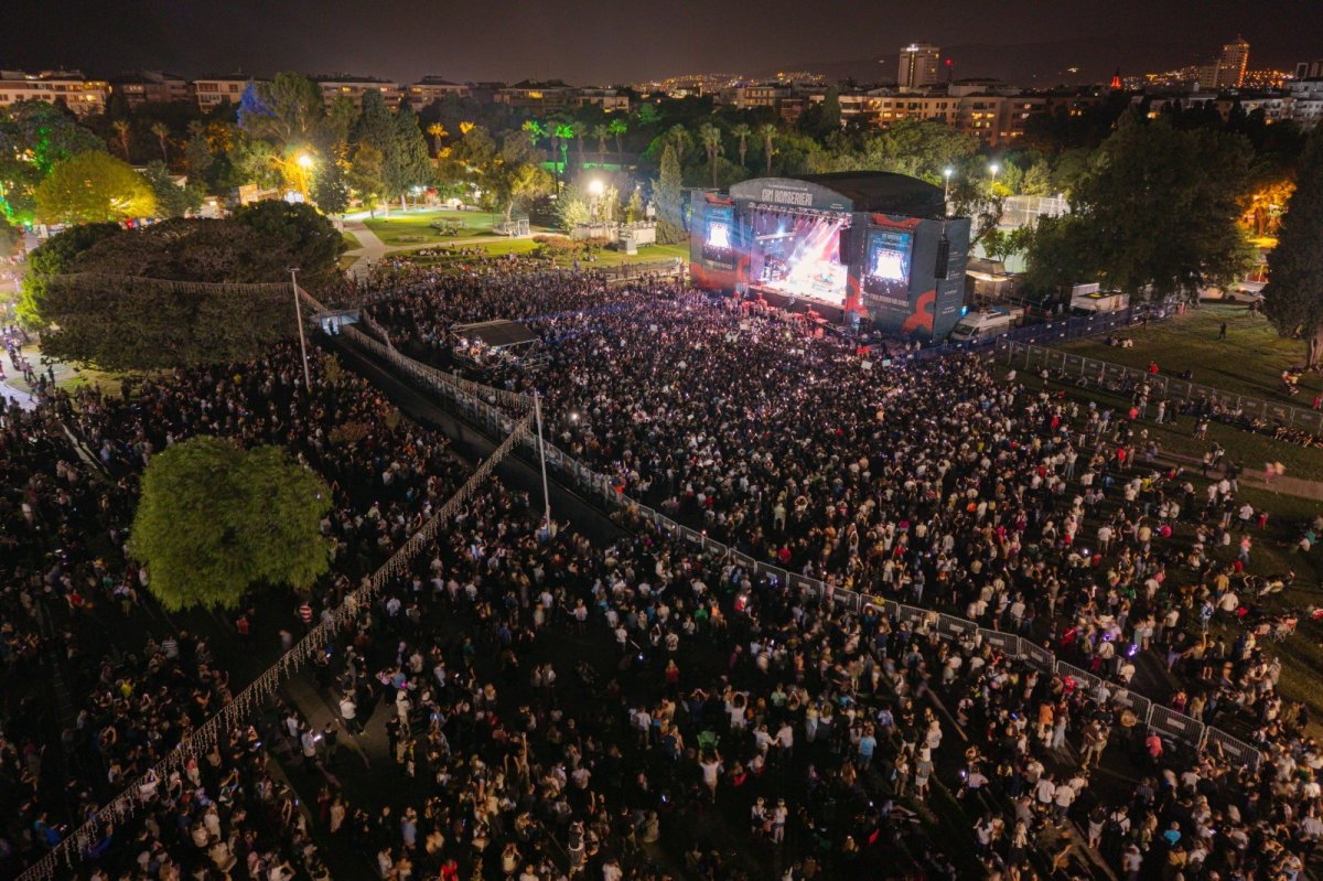 İEF'de Çim Konserleri rüzgarı esecek