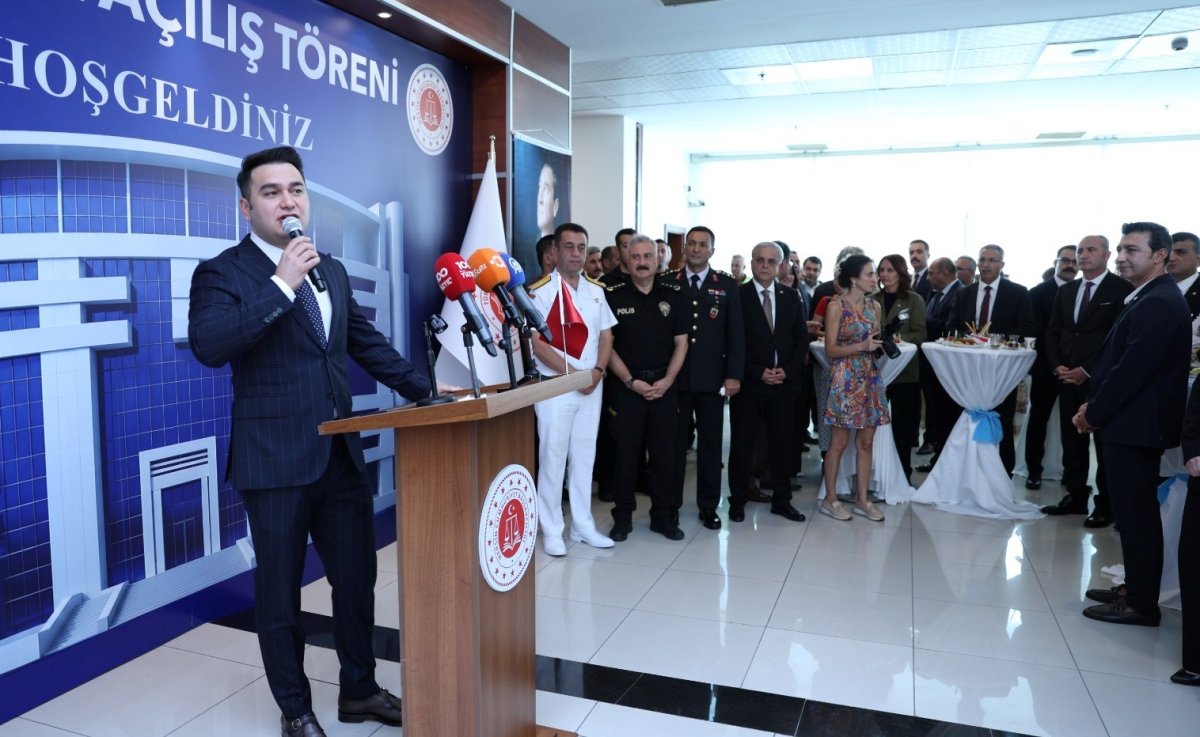 Mersin'de yeni adli yıl törenle açıldı