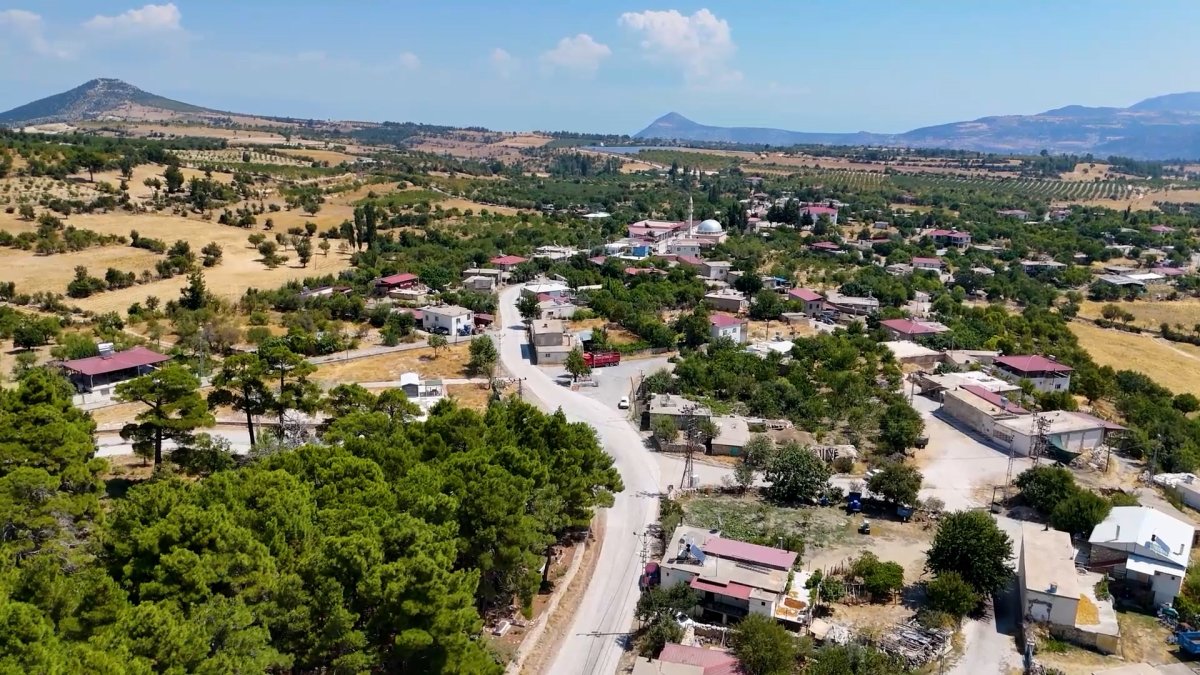 Mersin Gülnar’da 35 kilometrelik grup yolu yenilendi