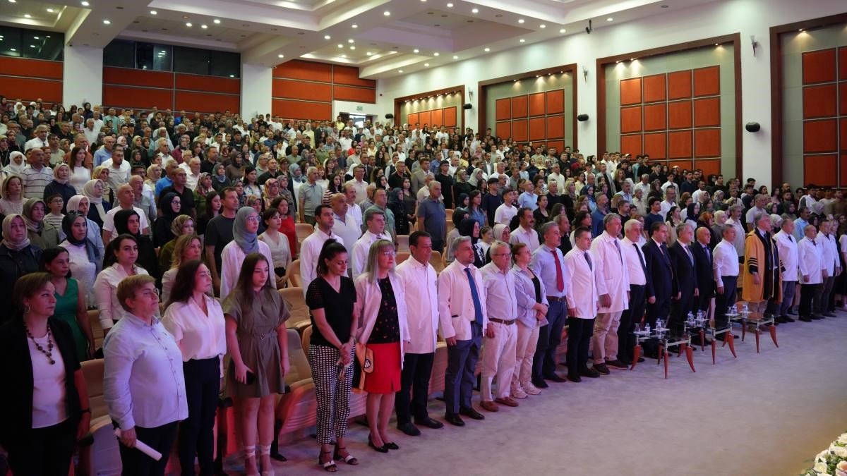 İnönü Üniversitesi Tıp Fakültesi’nde beyaz önlük heyecanı