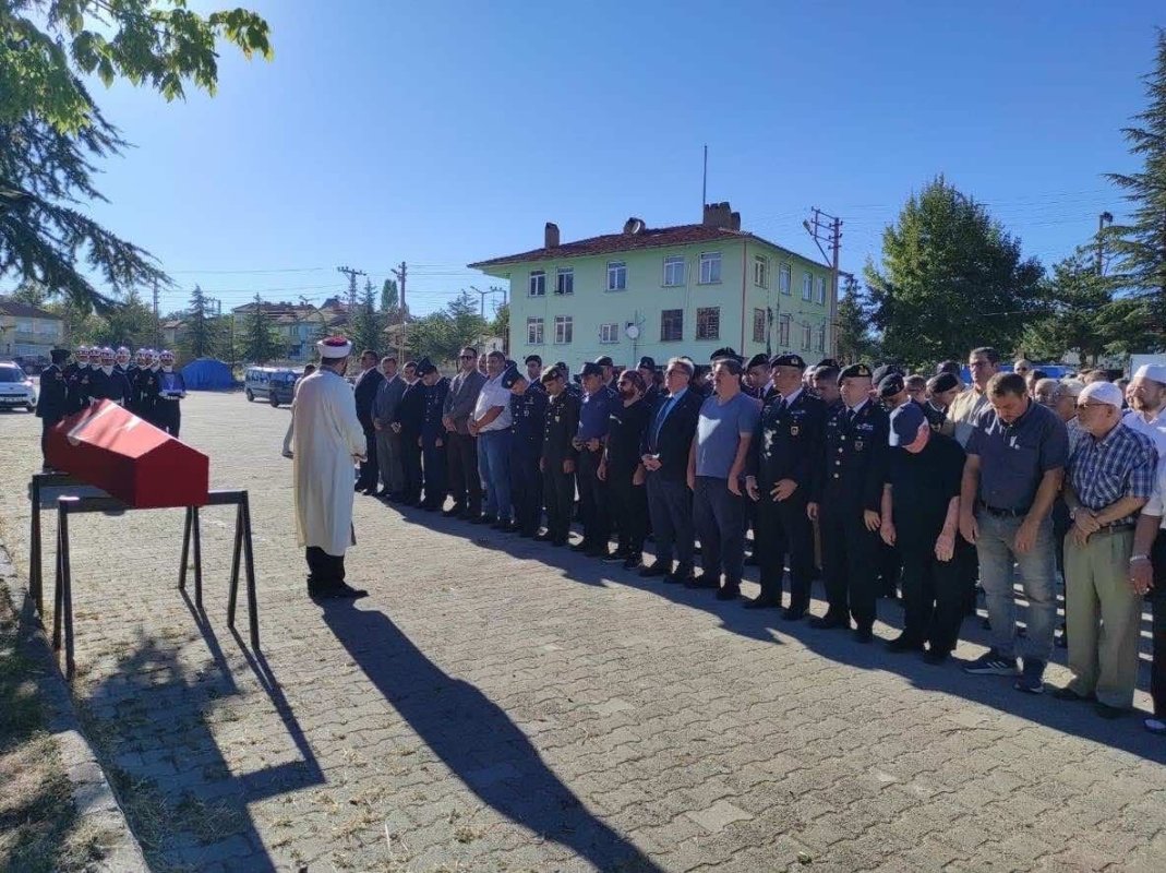 Kıbrıs Gazisi Zeki Küçük son yolculuğuna uğurlandı