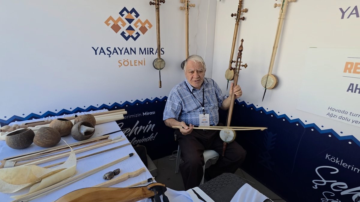 Kütahya'da rebap geleneğini yaşatan son usta: Ahmet Bitirim