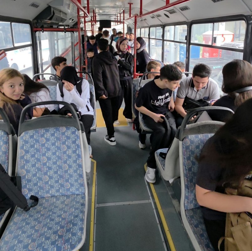 Esenköy’de 8 yıldır öğrenciler ücretsiz taşınıyor