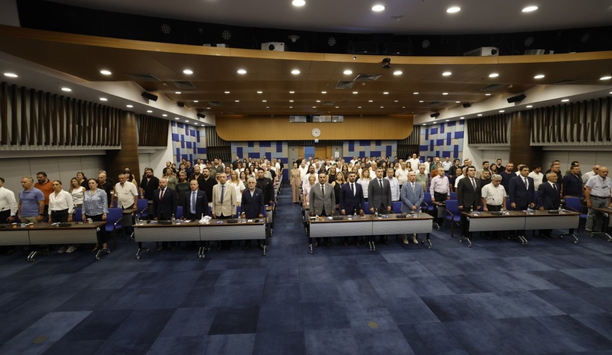 Ehliyette yeni sınav sistemi uygulaması İzmir'de anlatıldı