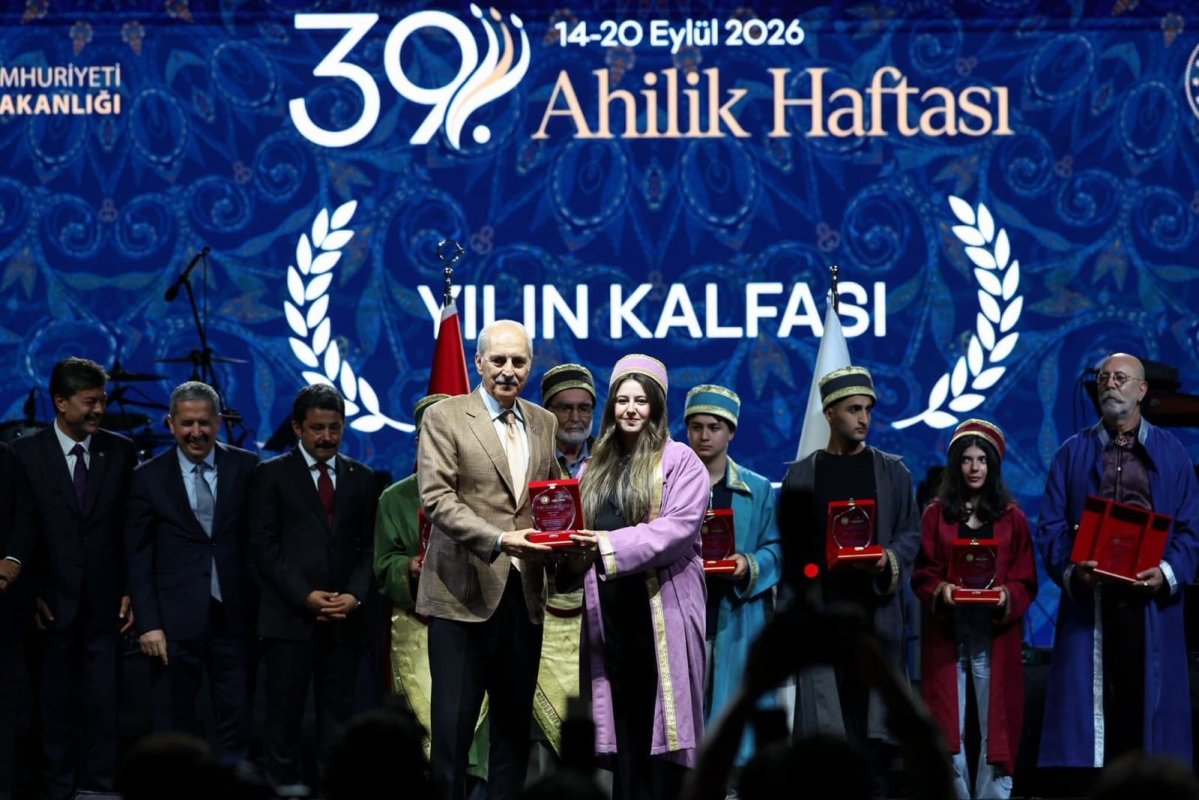 20 yaşında sanayide erkek egemenliğini kırdı, Türkiye'de yılın kalfası oldu