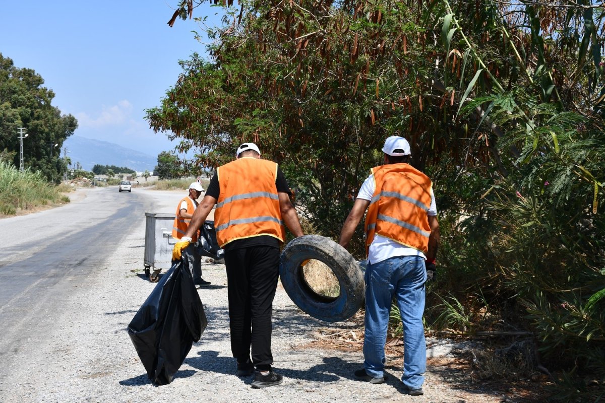 Anamur'da hükümlüler 'Gönüllü Çalışma Modeli' ile örnek çalışmalar yaptı