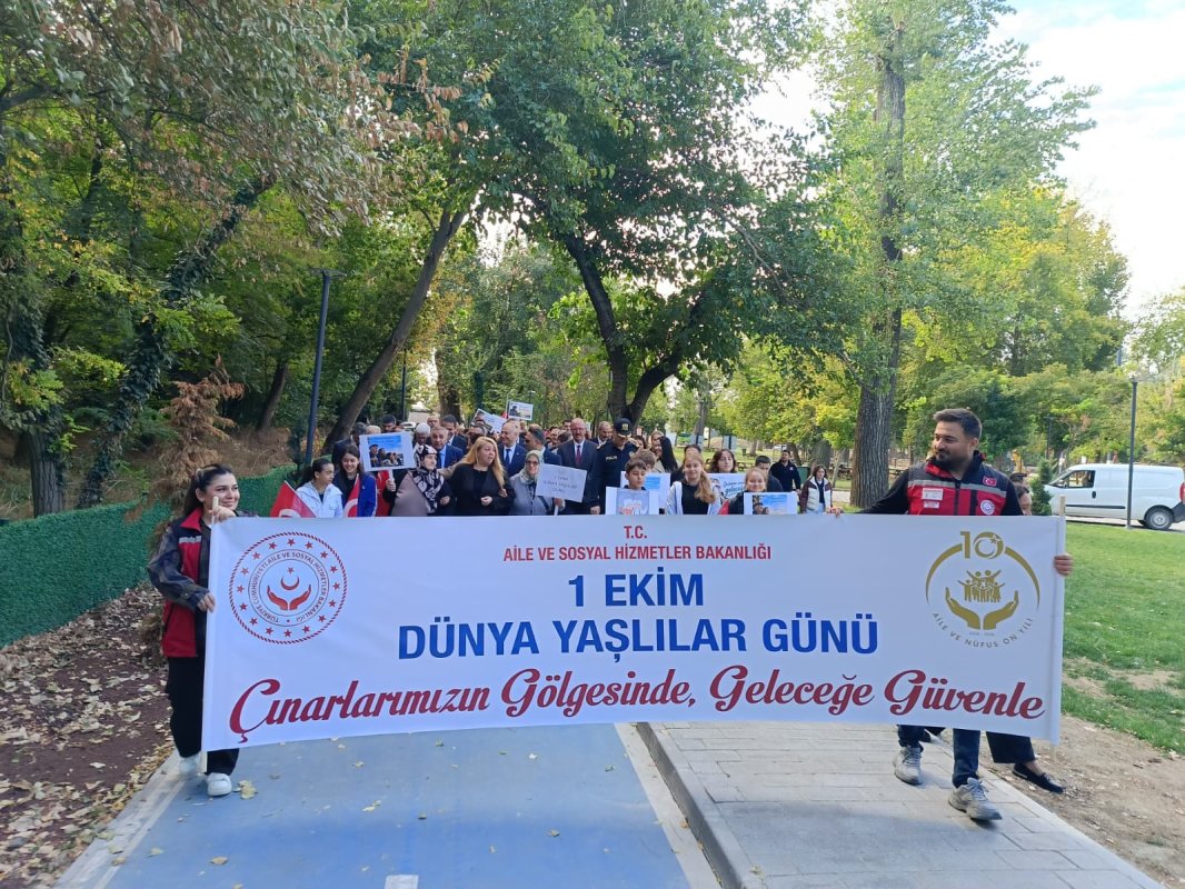 Edirne'de kuşaklararası dayanışmanın önemine dikkat çekildi