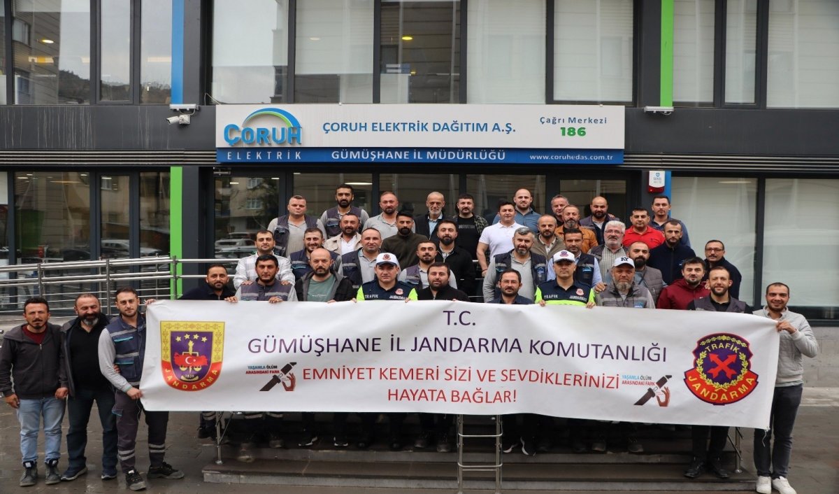 Gümüşhane'de 96 personele trafik eğitimi verildi
