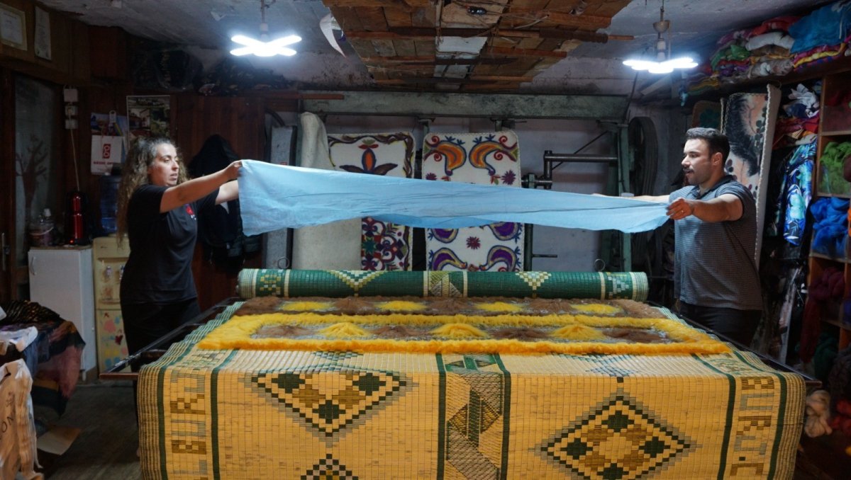 Ata yadigarı keçe sanatında dördüncü kuşak tezgah başında