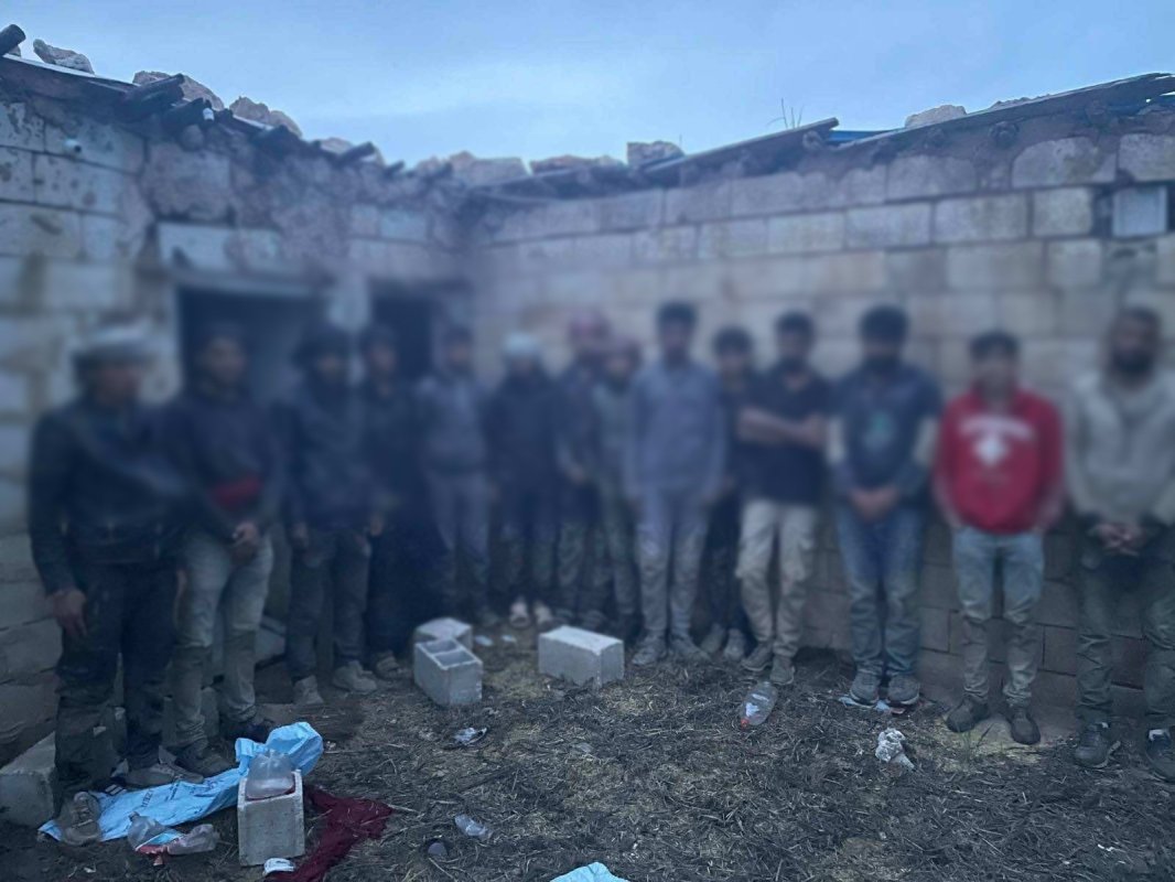 Şanlıurfa'da 68 kaçak göçmen yakalandı