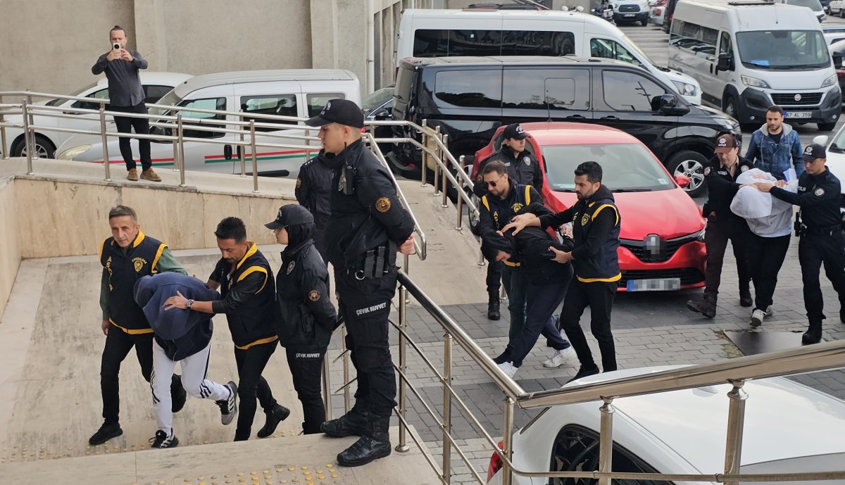 Düğün konvoyunda havaya ateş açılmasıyla ilgili 3 şüpheli adliyede