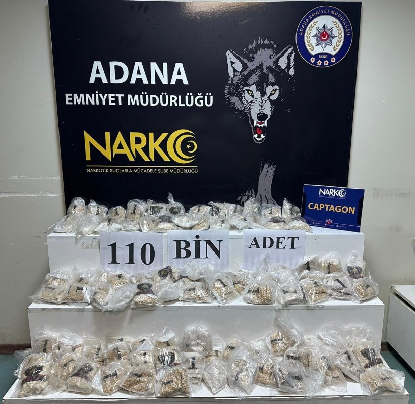 Otomobilden 110 bin uyuşturucu hap çıktı, kendisini "maddelerden bilgim yok" diyerek savundu