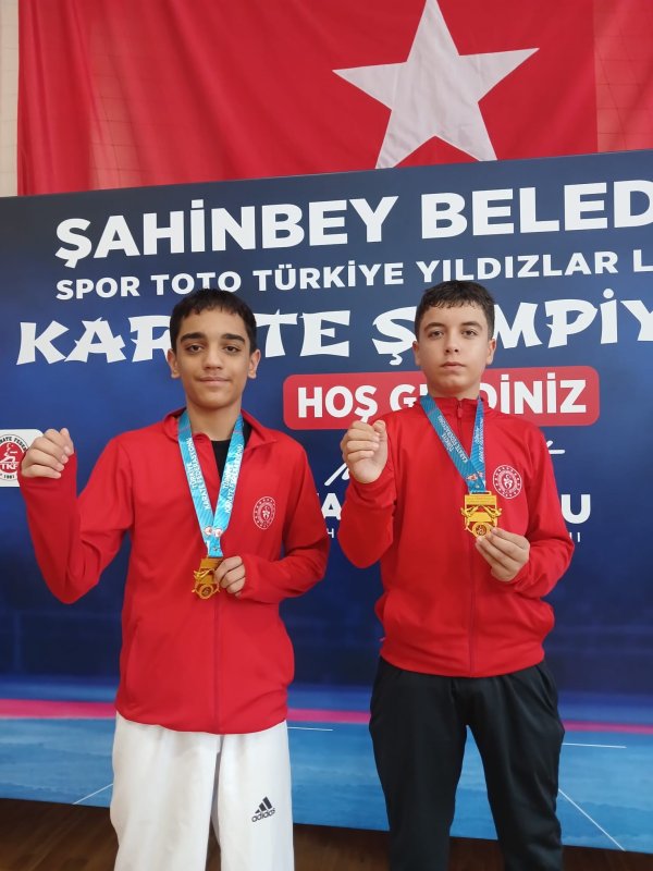 Elazığlı karatecilerden 6 madalya